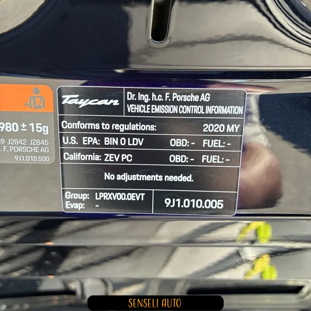 2020 Porsche Taycan Turbo