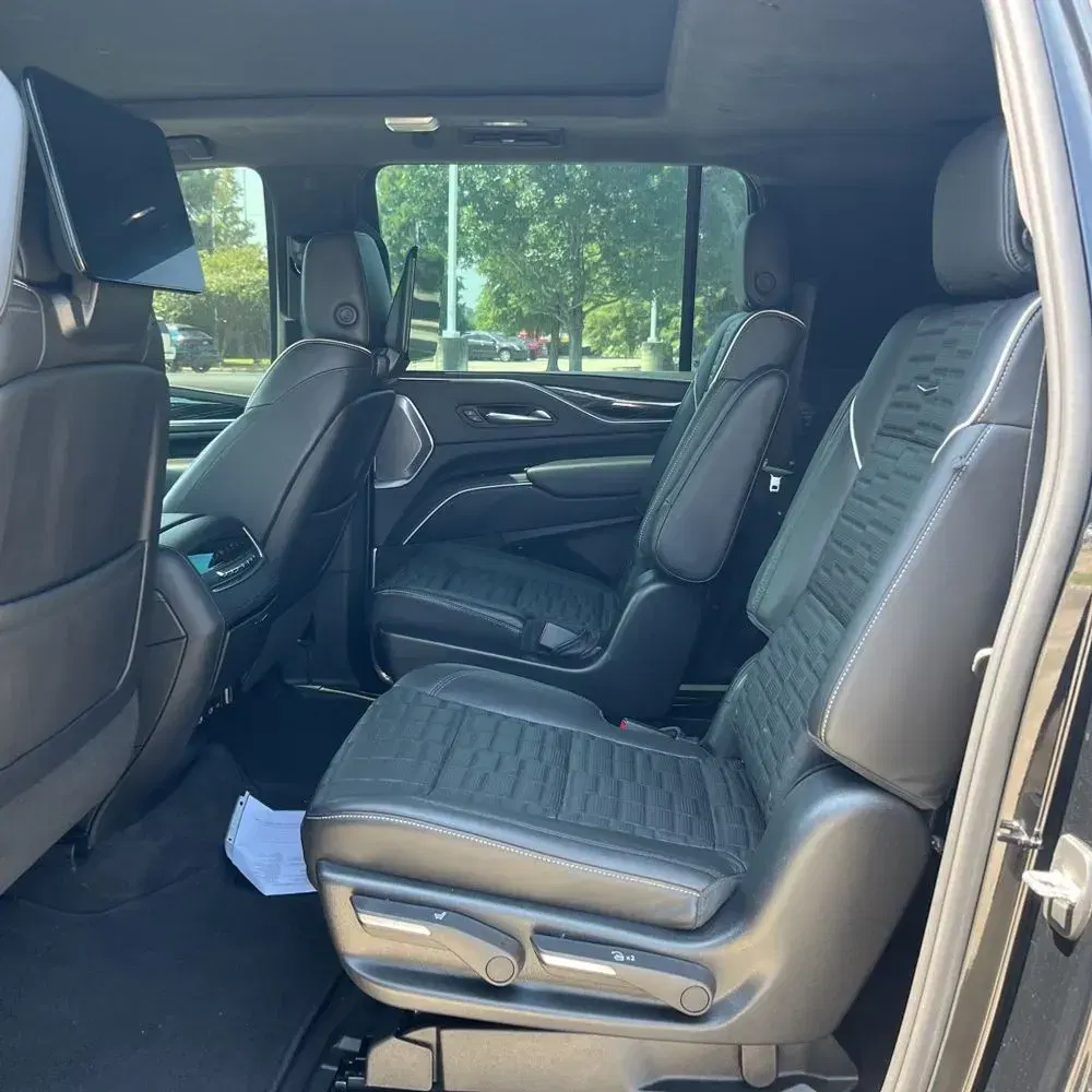 2023 Cadillac Escalade-V ESV Base