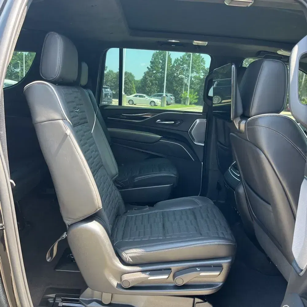2023 Cadillac Escalade-V ESV Base