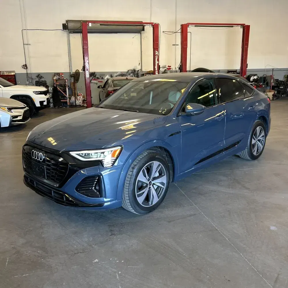 2024 Audi Q8 e-tron S-Line Prem
