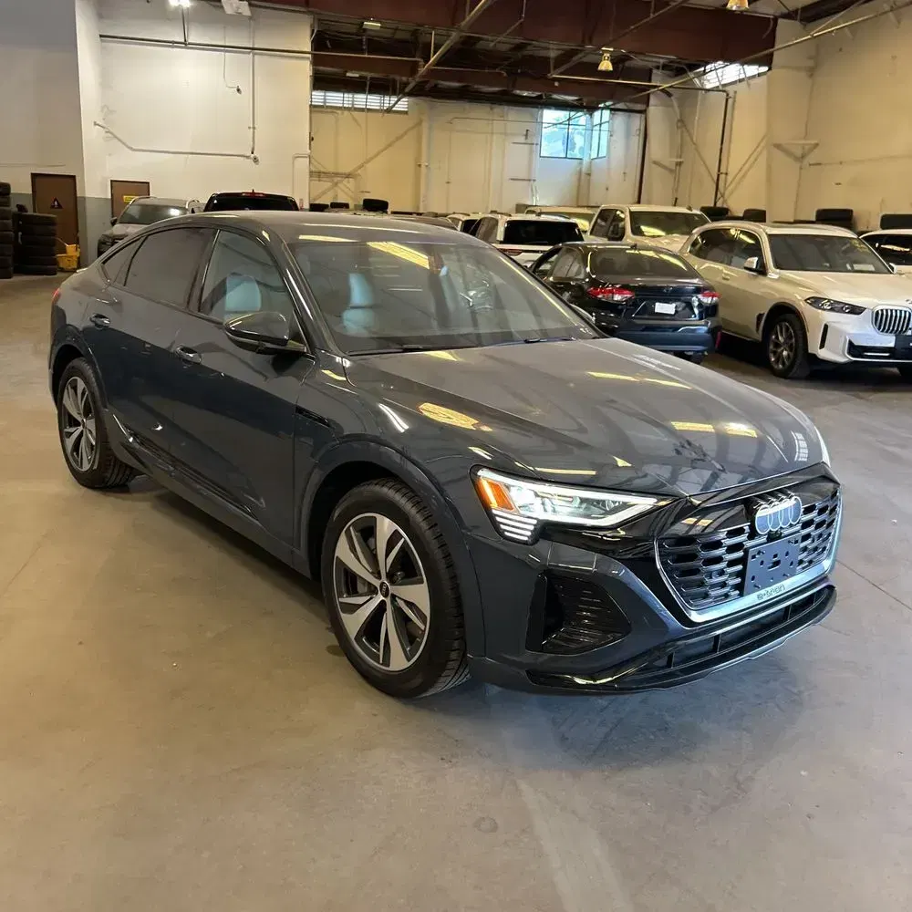 2024 Audi Q8 e-tron S-Line Prem