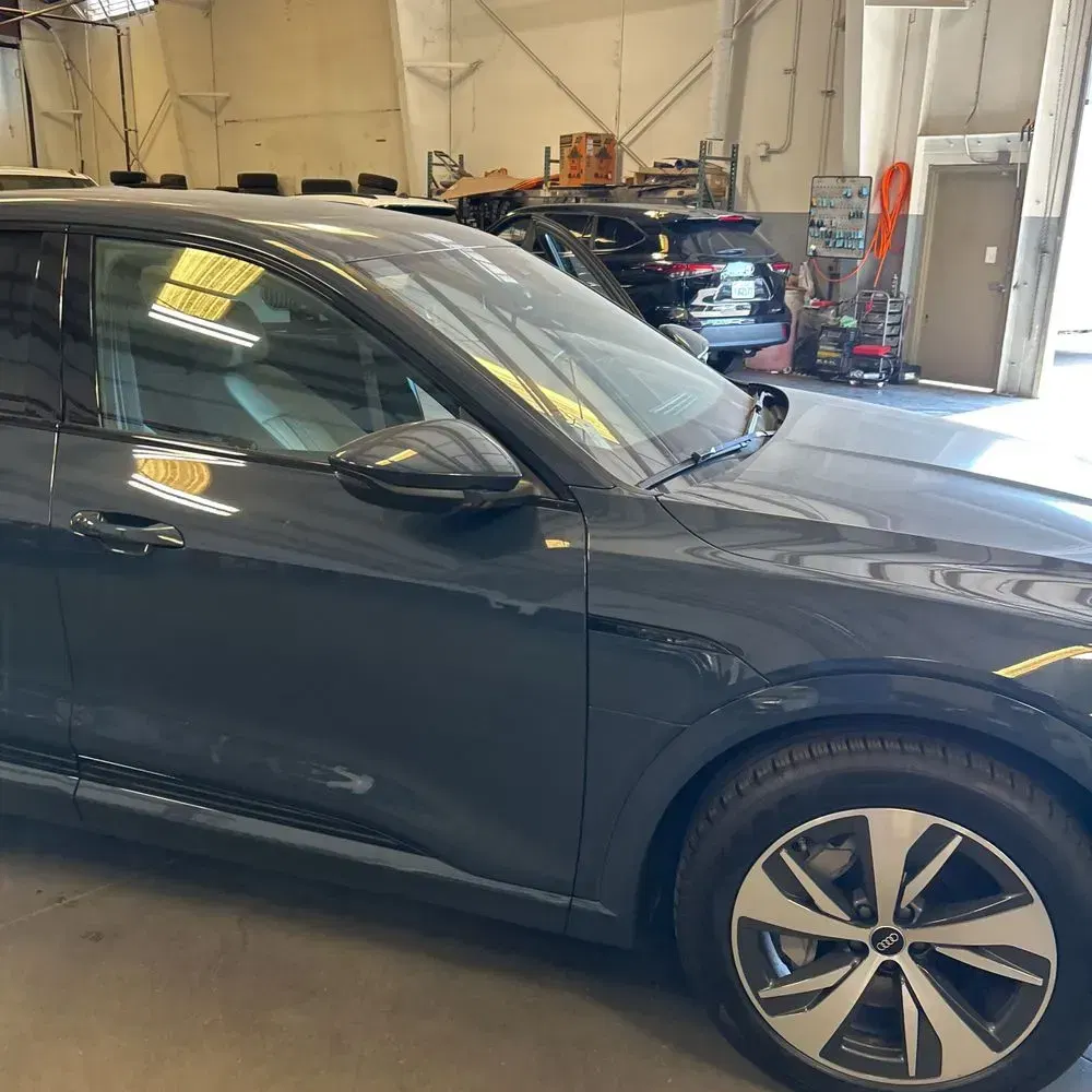 2024 Audi Q8 e-tron S-Line Prem