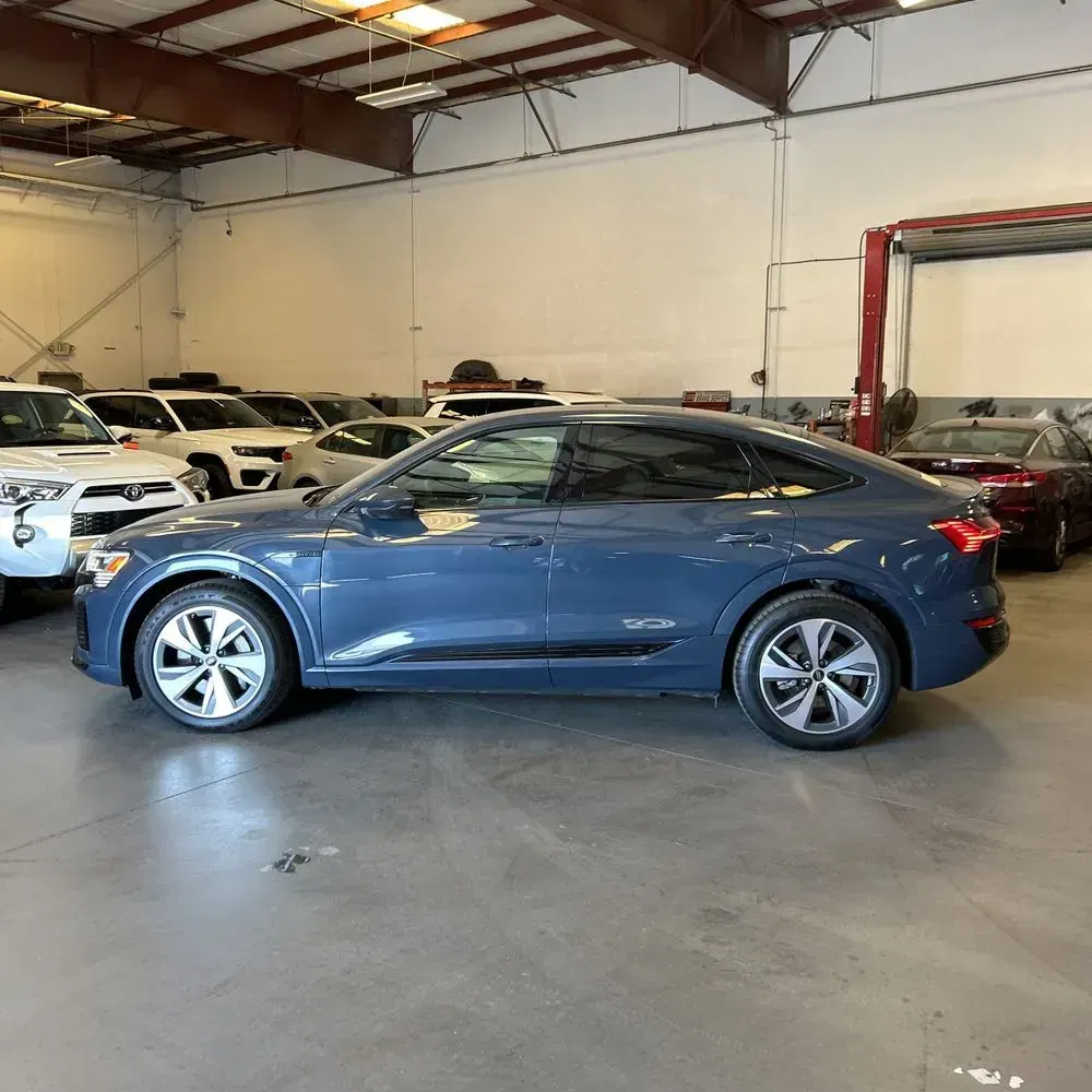 2024 Audi Q8 e-tron S-Line Prem