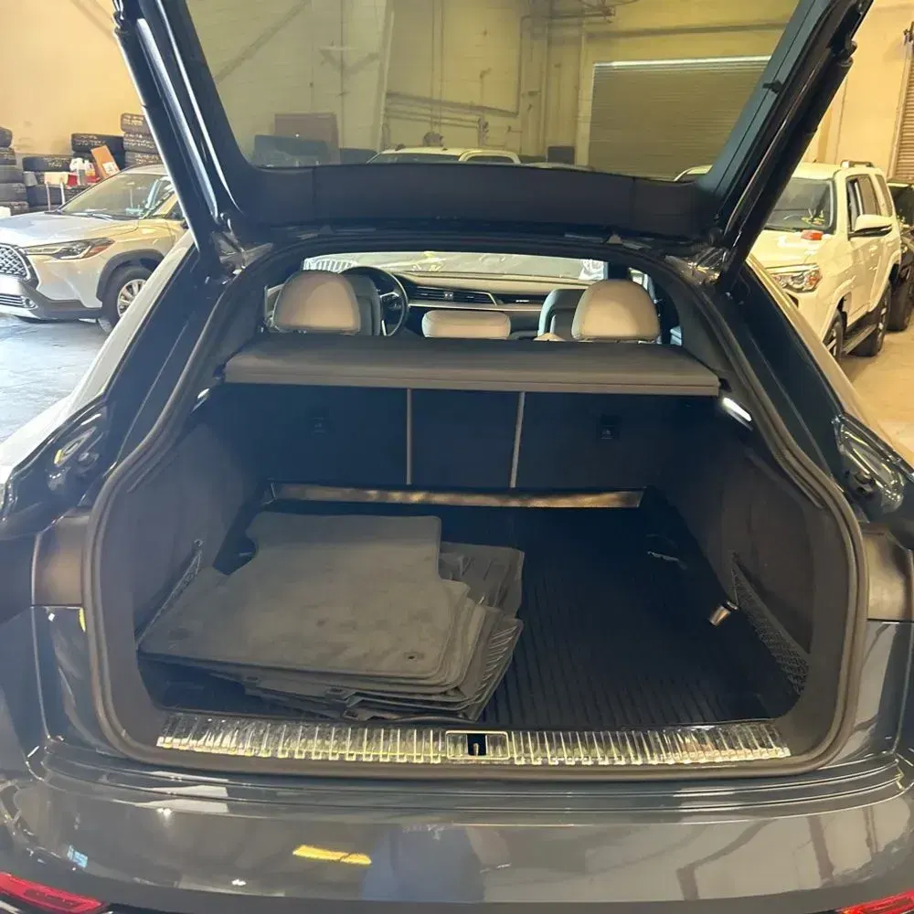 2024 Audi Q8 e-tron S-Line Prem