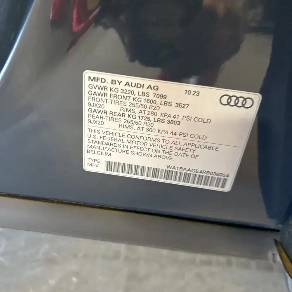 2024 Audi Q8 e-tron S-Line Prem