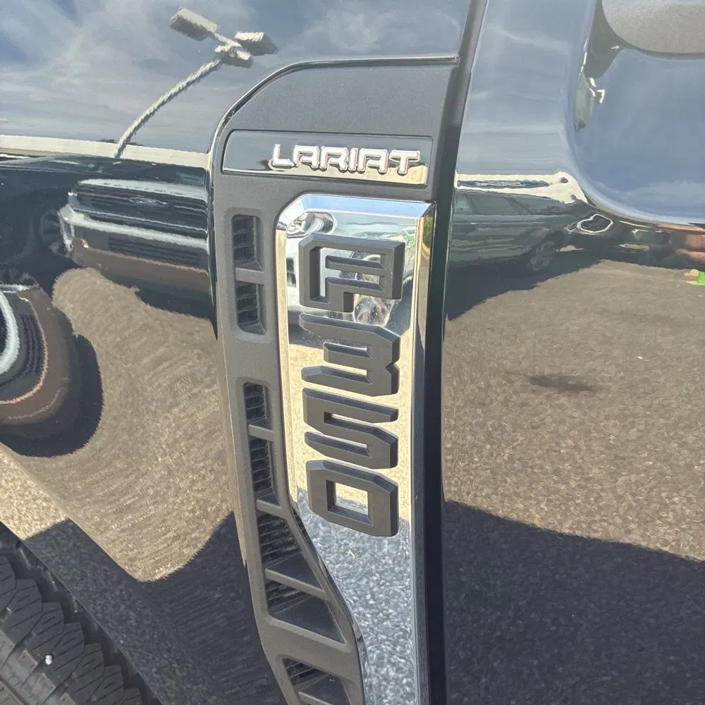 2025 Ford F350 S/D Lariat