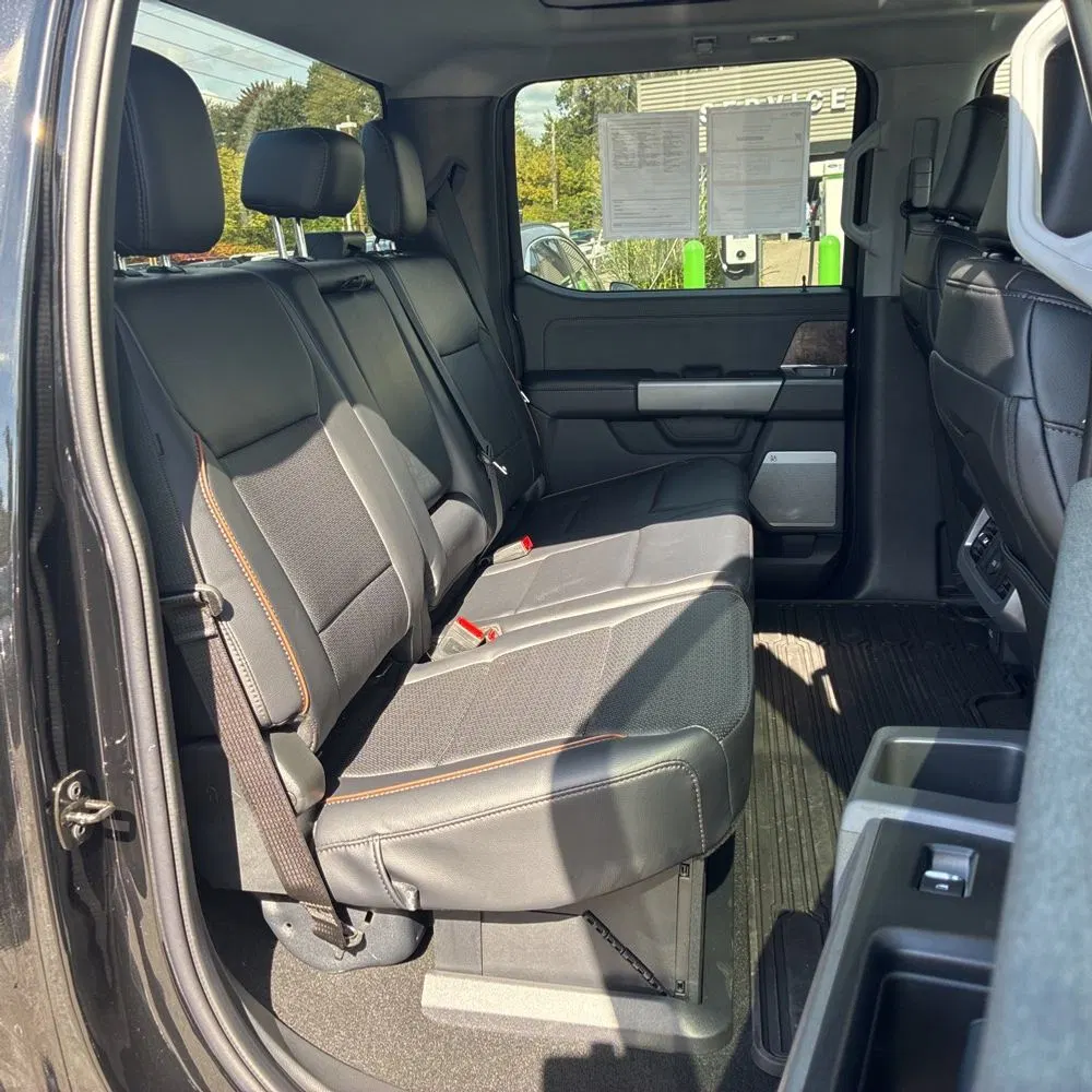 2025 Ford F350 S/D Lariat