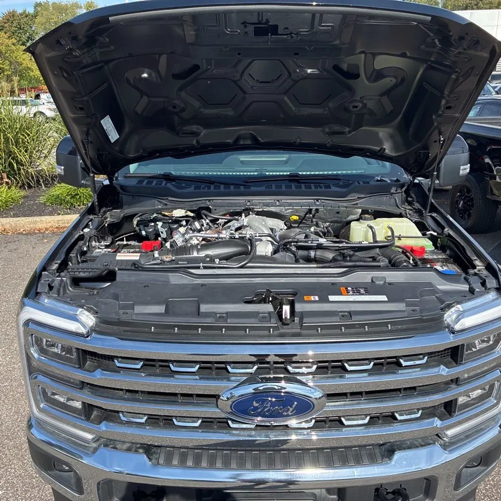2025 Ford F350 S/D Lariat