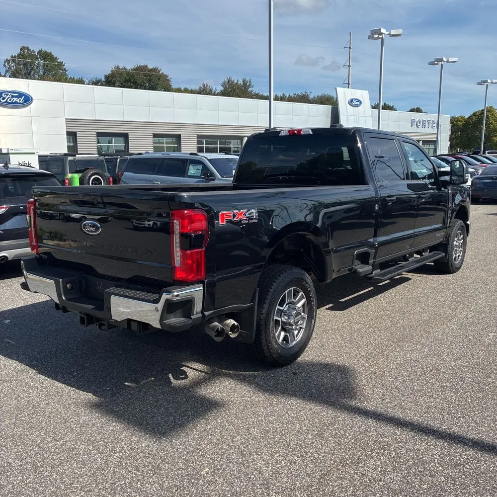 2025 Ford F350 S/D Lariat