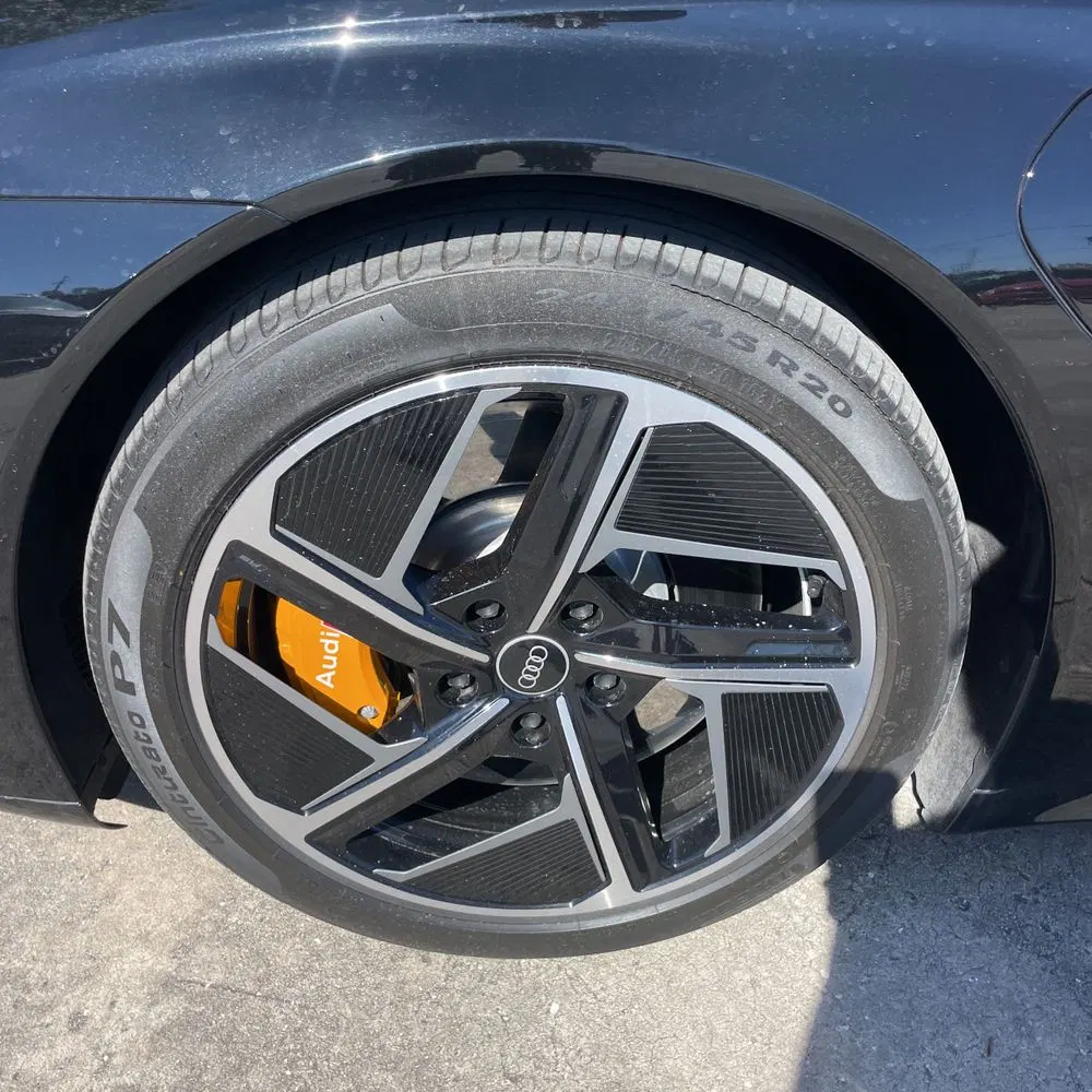 2022 Audi e-tron GT RS