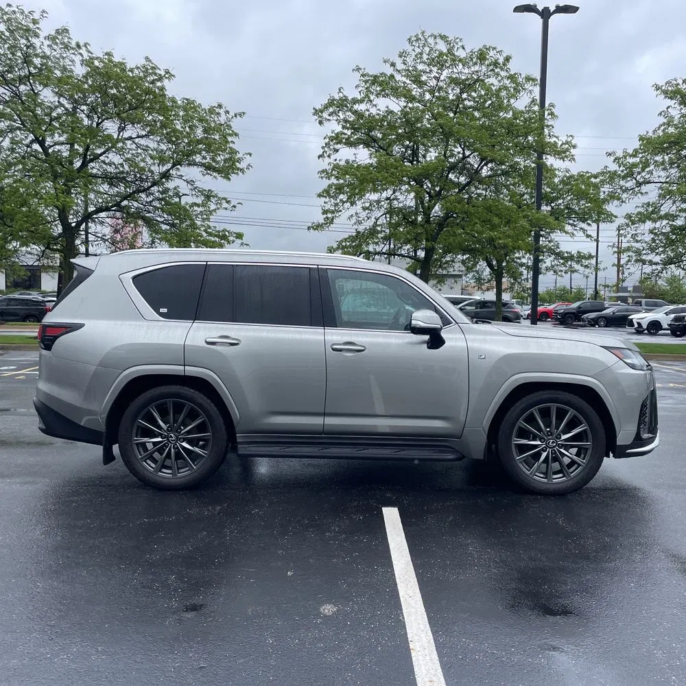 2024 Lexus LX 600 F SPORT Handling