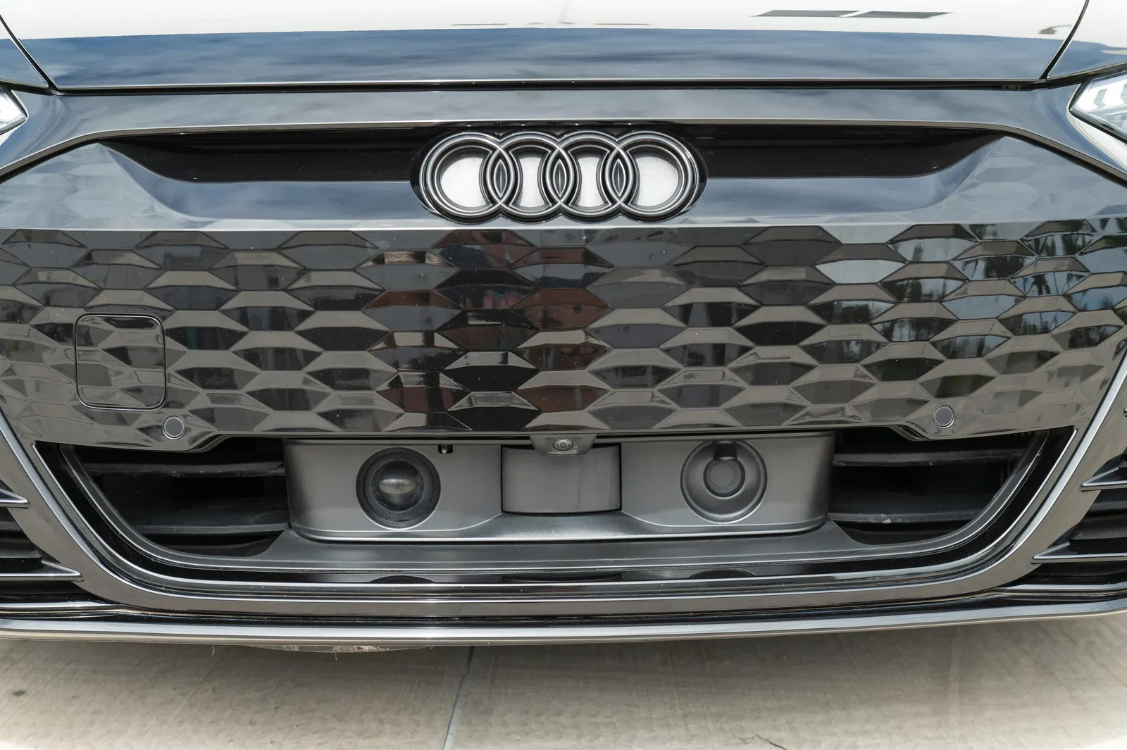 2024 Audi RS e-tron GT - 637-hp Dual-Motor AWD, Carbon Performance Package, Unmodified
