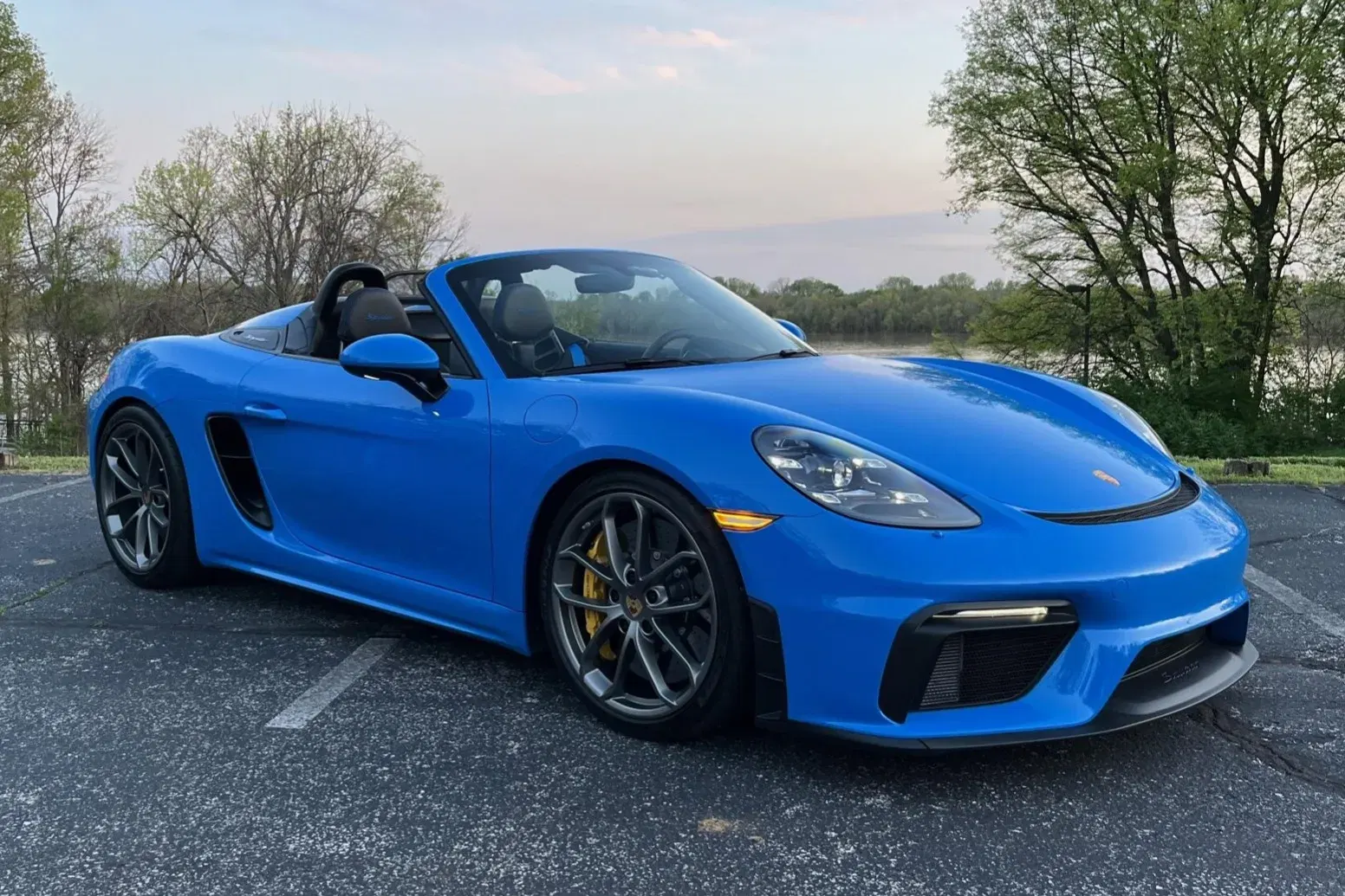 2023 Porsche 718 Spyder 6-Speed