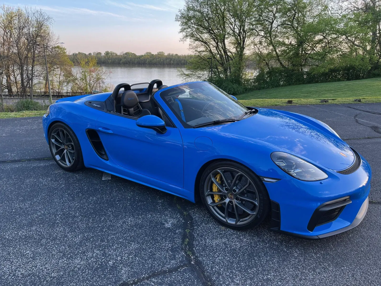 2023 Porsche 718 Spyder 6-Speed