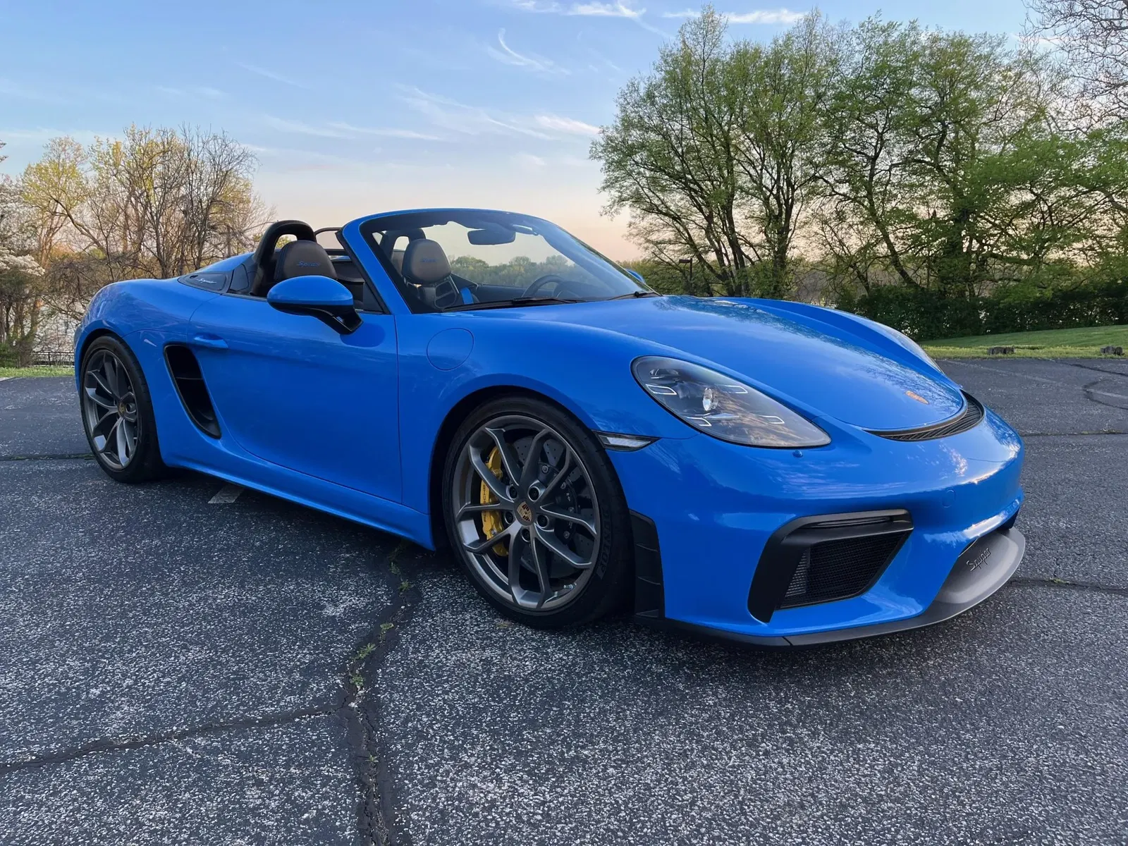 2023 Porsche 718 Spyder 6-Speed