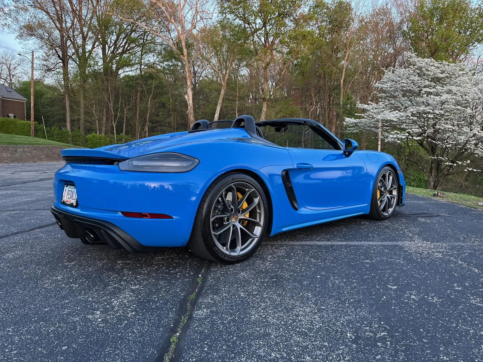 2023 Porsche 718 Spyder 6-Speed