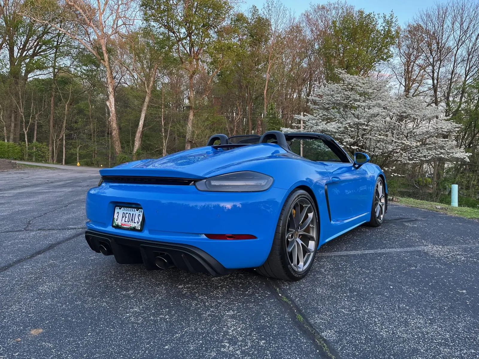 2023 Porsche 718 Spyder 6-Speed
