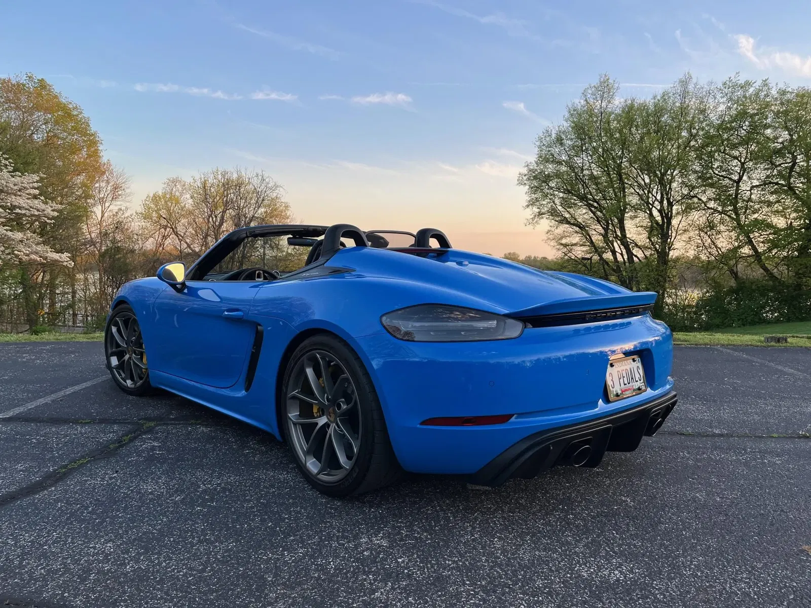 2023 Porsche 718 Spyder 6-Speed