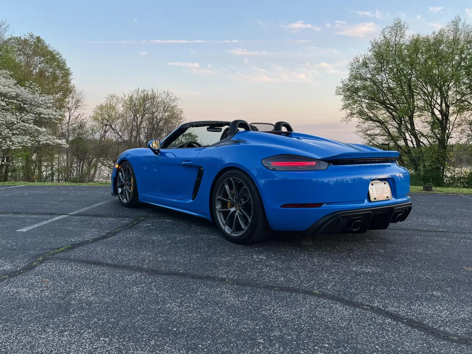 2023 Porsche 718 Spyder 6-Speed
