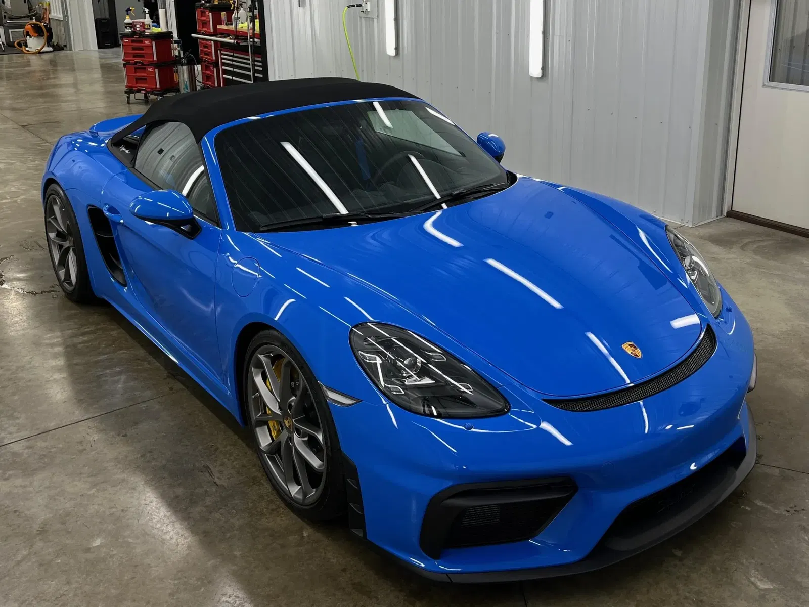 2023 Porsche 718 Spyder 6-Speed