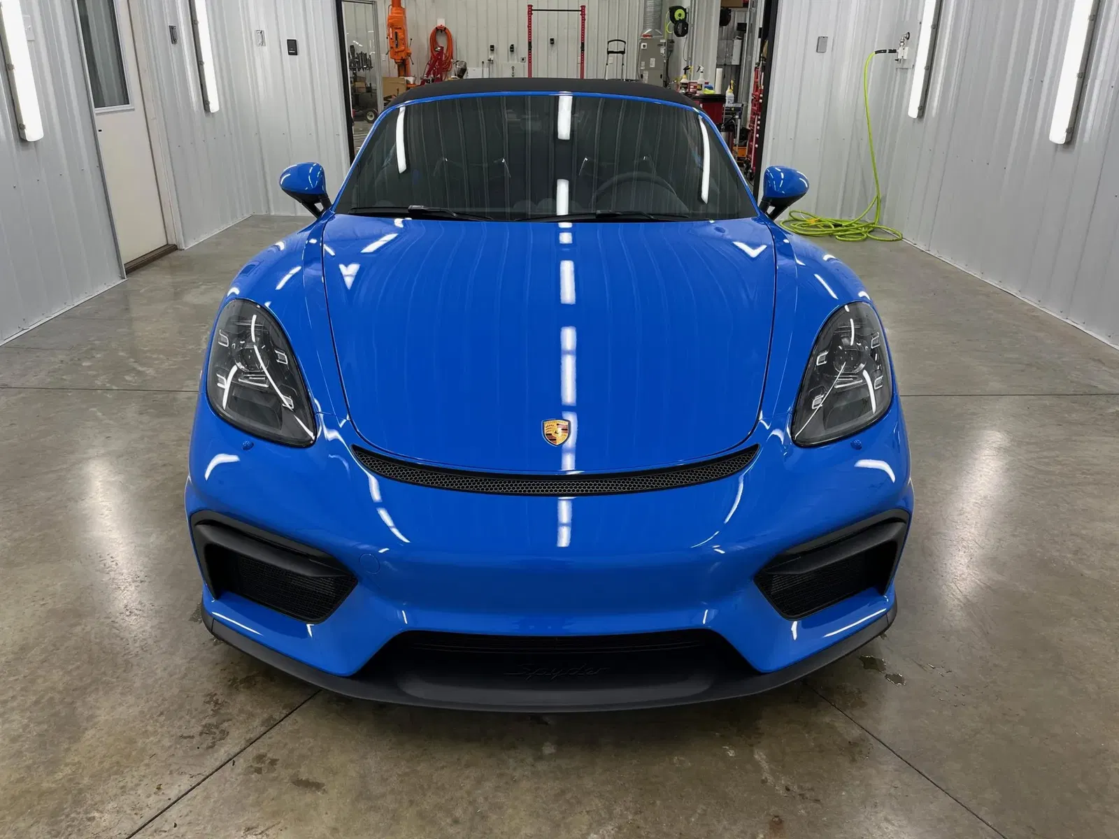 2023 Porsche 718 Spyder 6-Speed