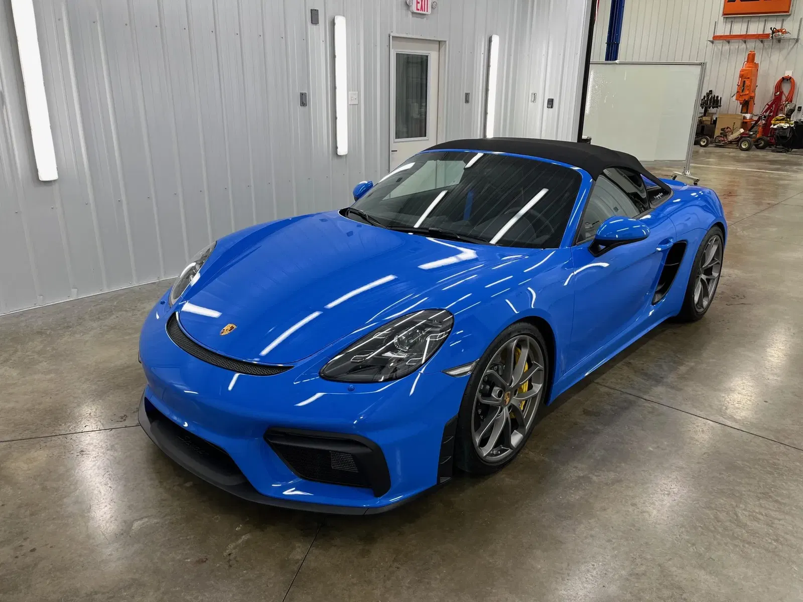 2023 Porsche 718 Spyder 6-Speed