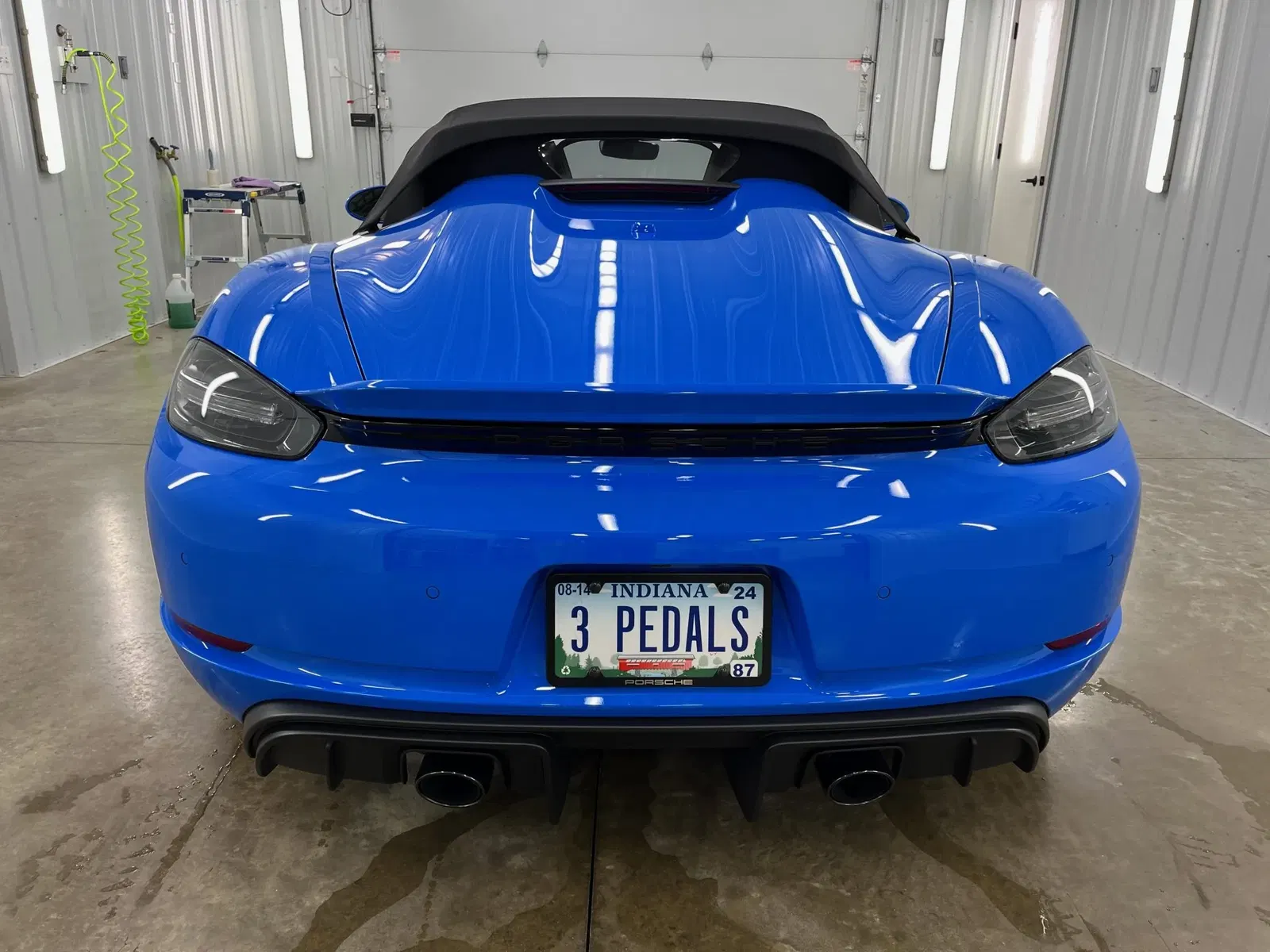 2023 Porsche 718 Spyder 6-Speed