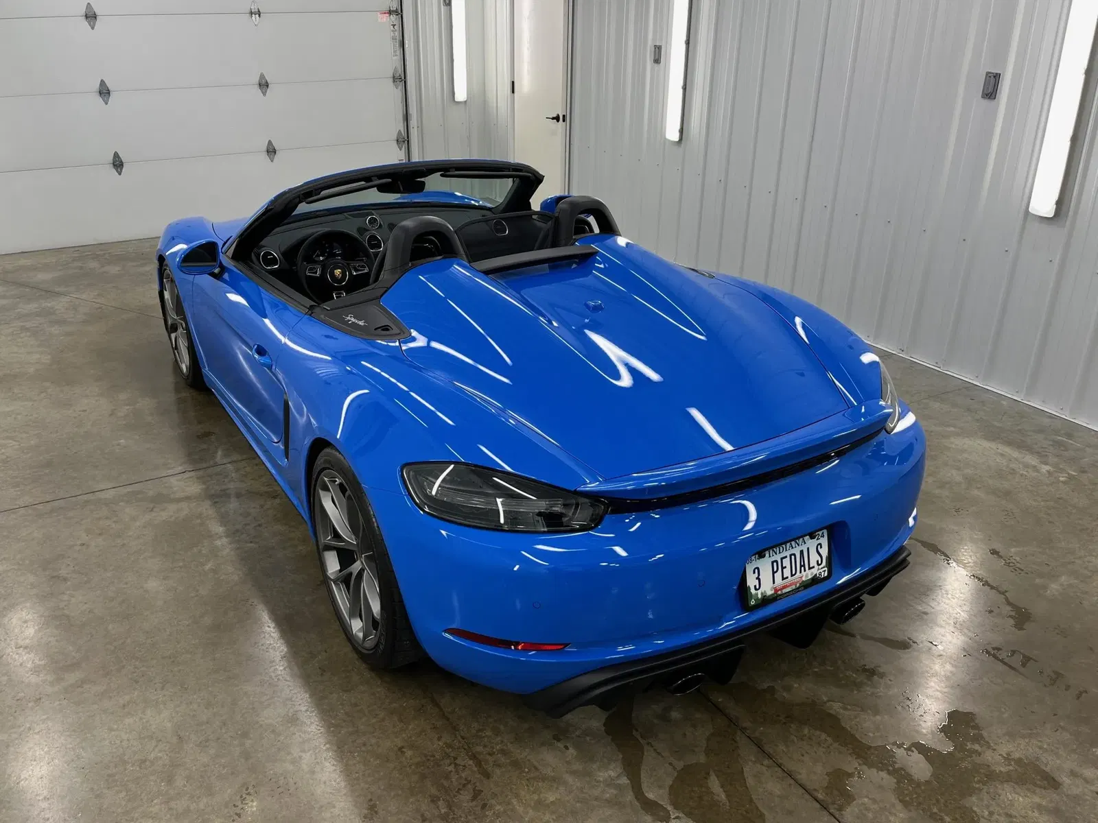 2023 Porsche 718 Spyder 6-Speed