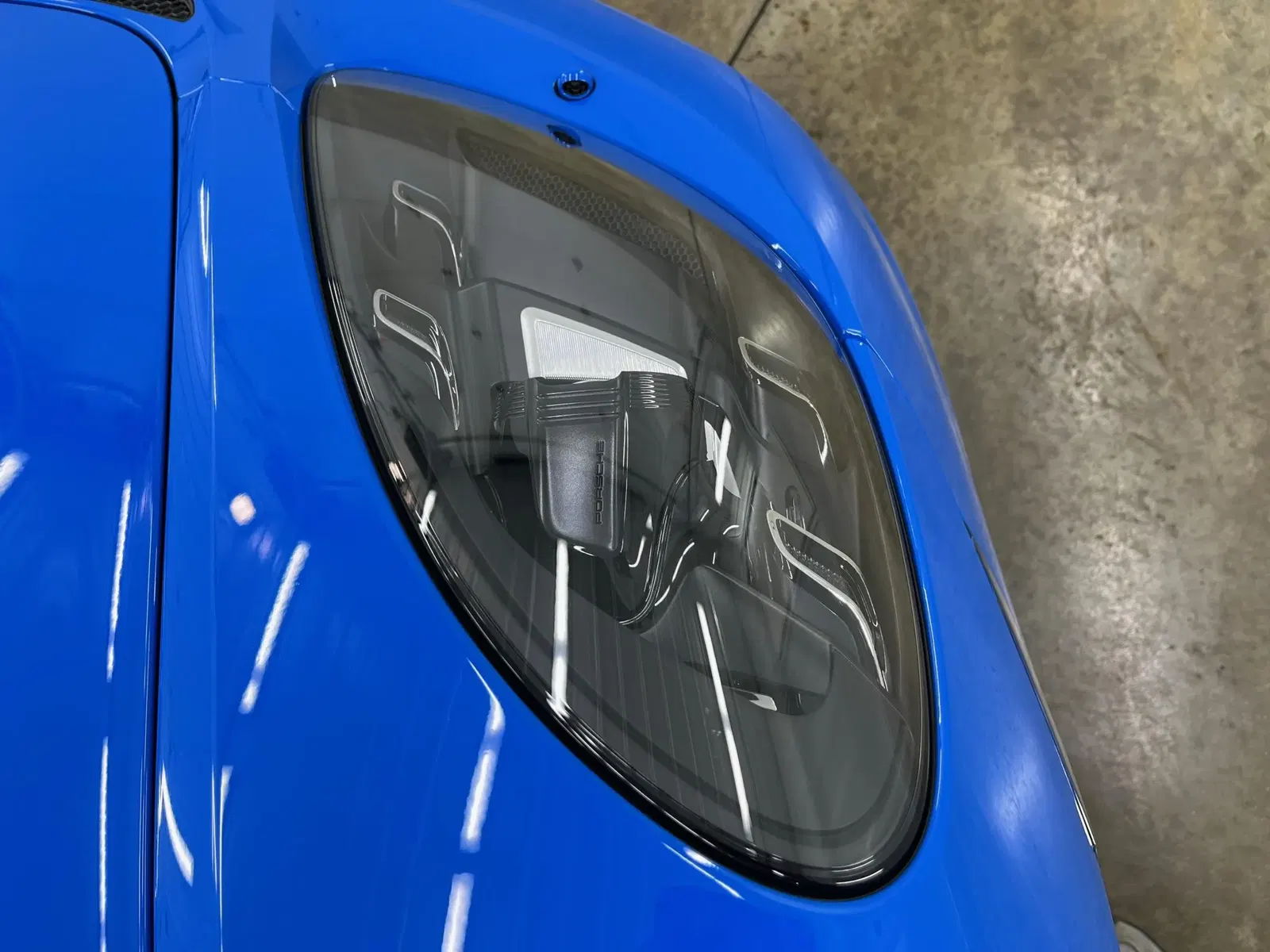 2023 Porsche 718 Spyder 6-Speed