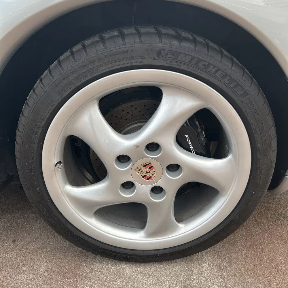 1998 Porsche 911 Carrera