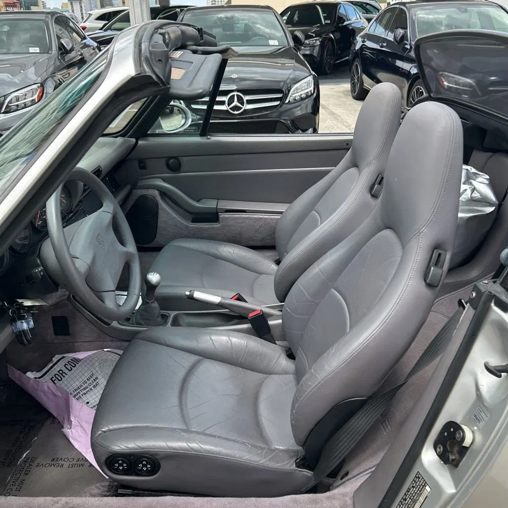 1998 Porsche 911 Carrera