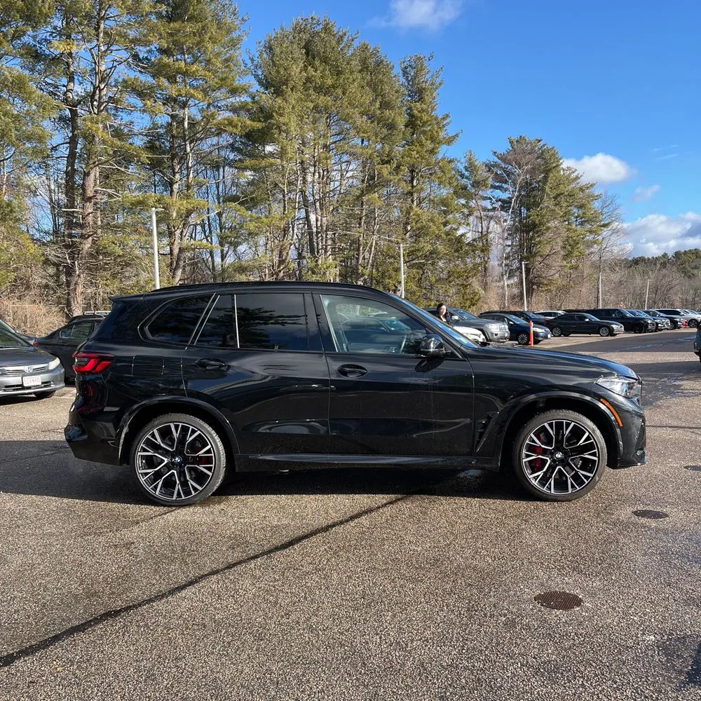 2022 BMW X5 M
