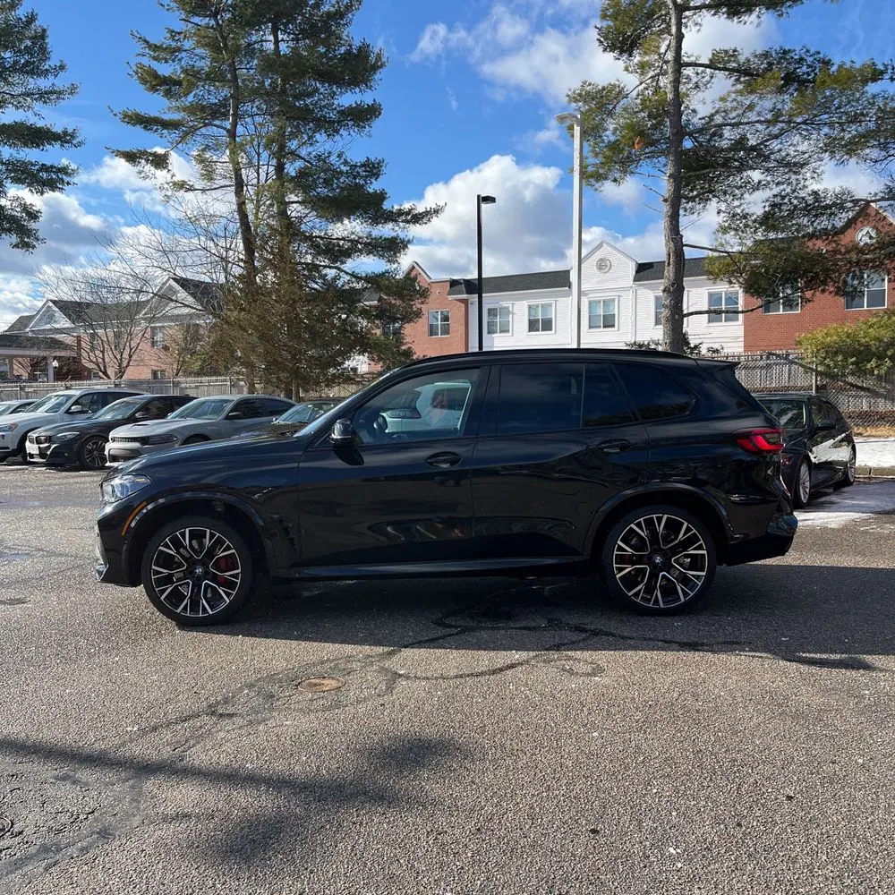2022 BMW X5 M
