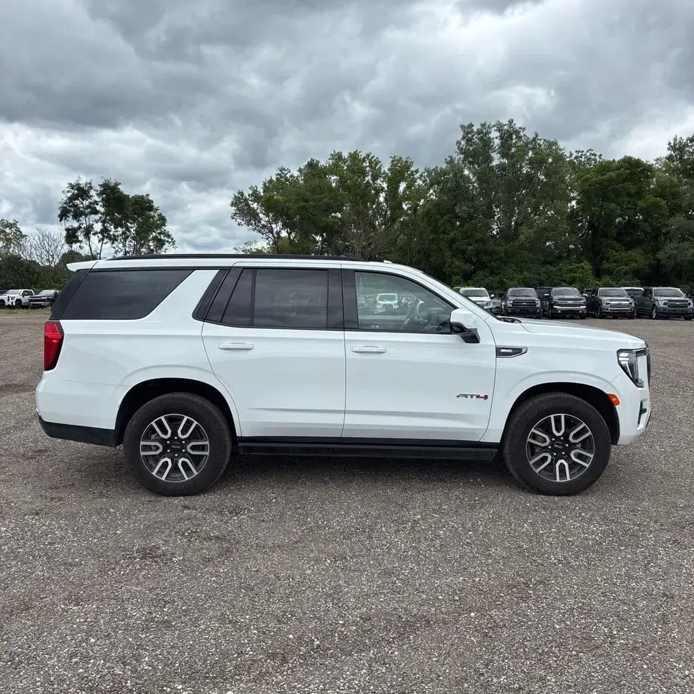 2023 GMC Yukon AT4