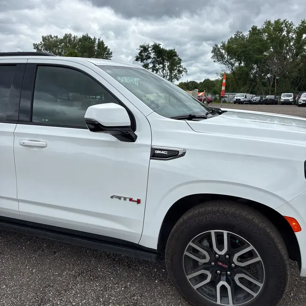 2023 GMC Yukon AT4