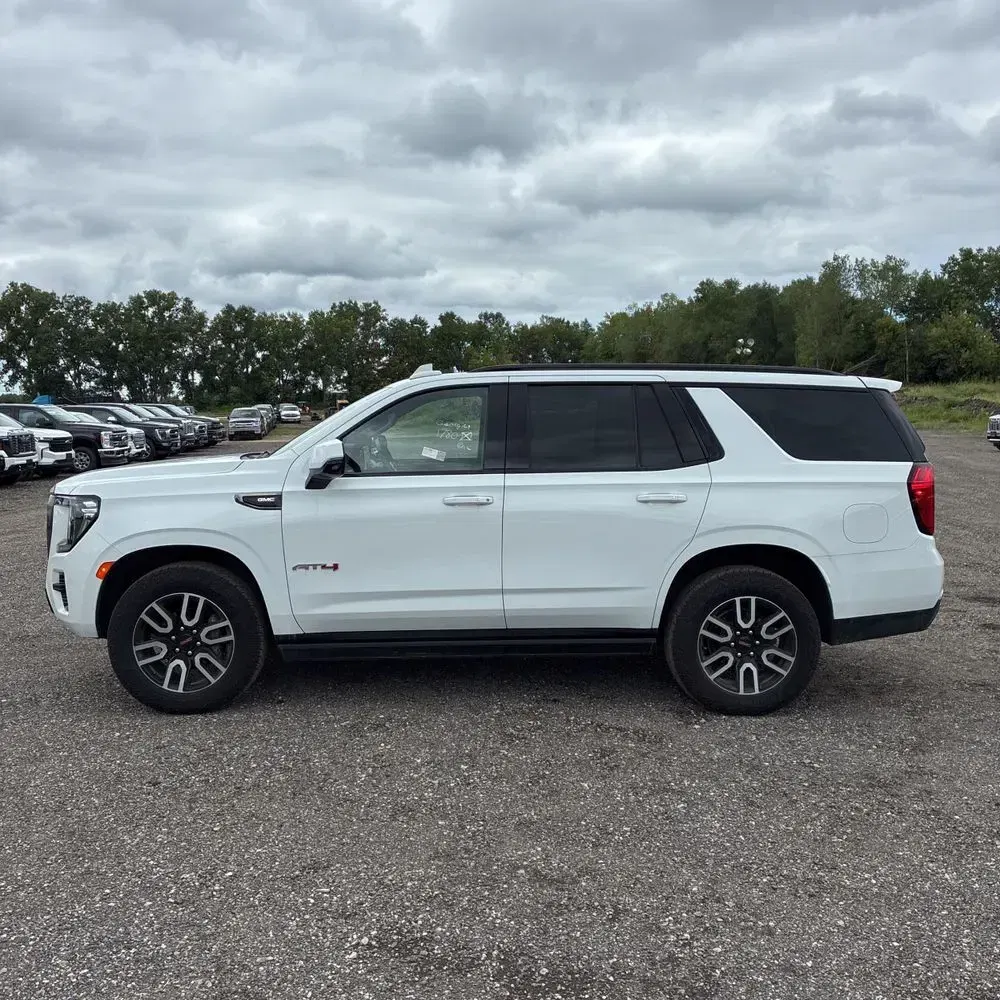 2023 GMC Yukon AT4