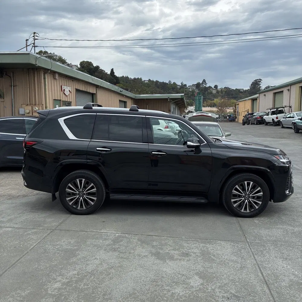 2024 Lexus LX 600 Premium