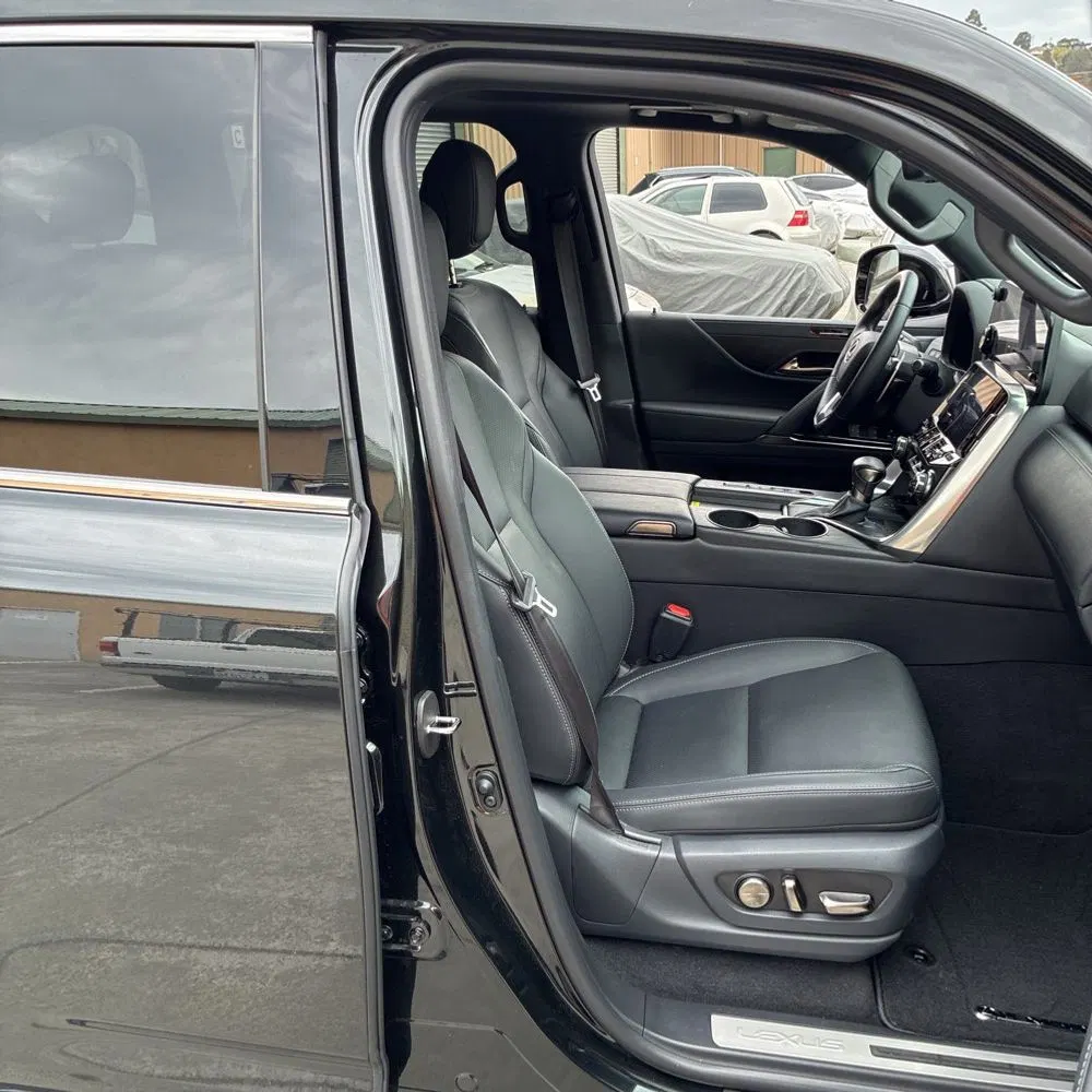 2024 Lexus LX 600 Premium