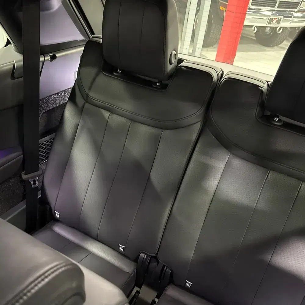 2023 Land Rover Range Rover P530 SE LWB