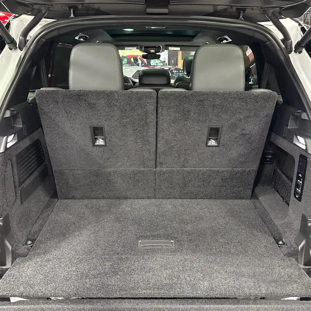 2023 Land Rover Range Rover P530 SE LWB