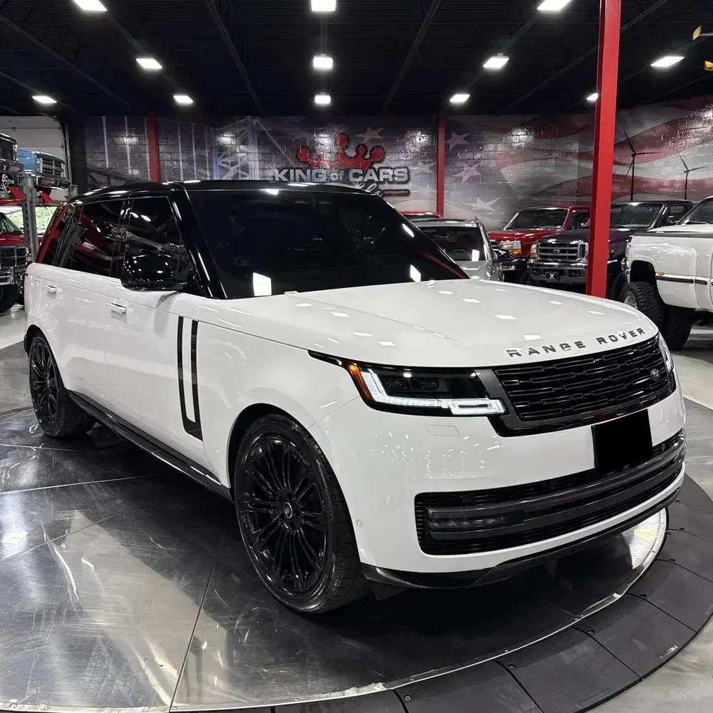 2023 Land Rover Range Rover P530 SE LWB