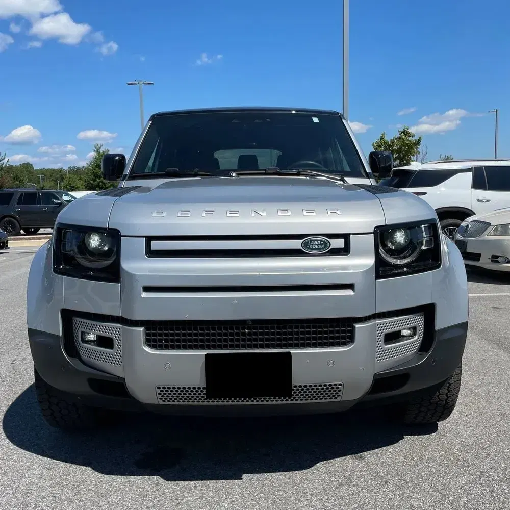 2024 Land Rover Defender 110 P400 S