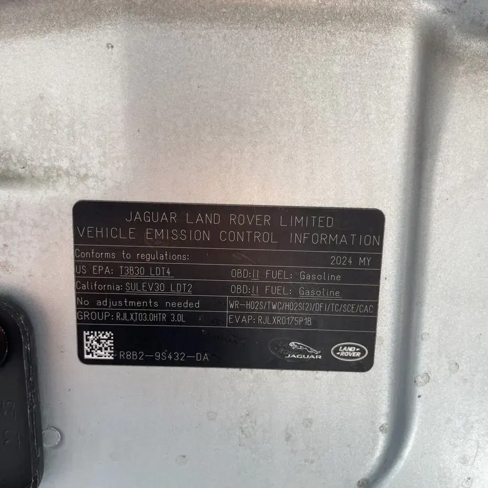 2024 Land Rover Defender 110 P400 S