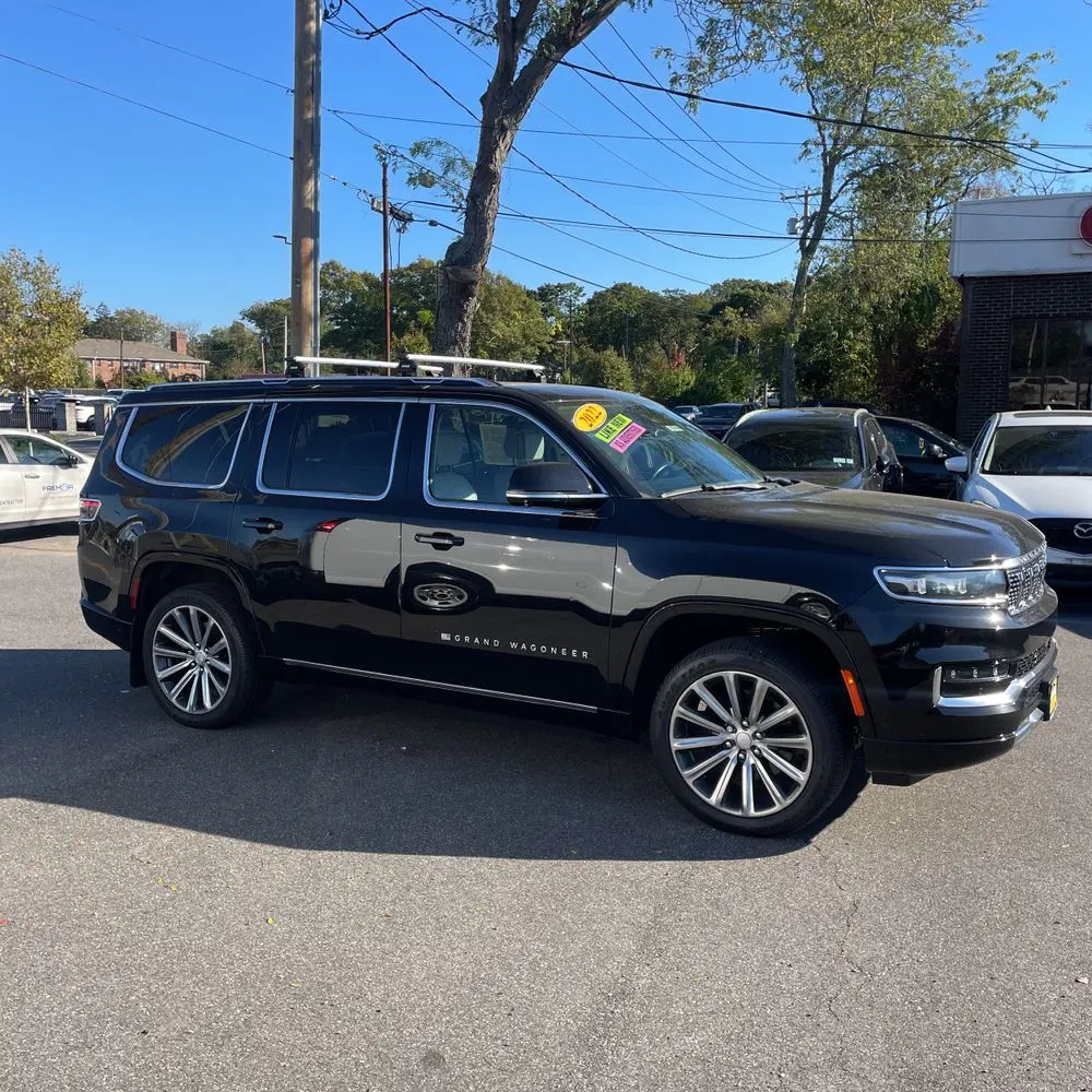 2022 Jeep Grand Wagoneer Series II