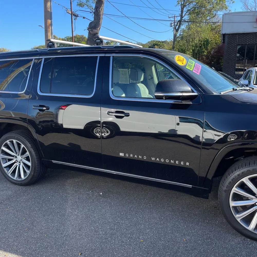 2022 Jeep Grand Wagoneer Series II