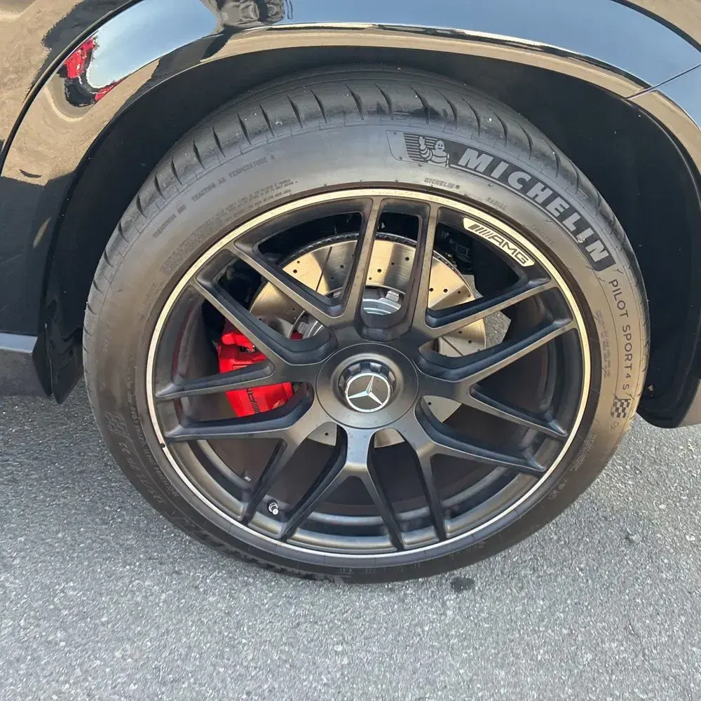 2025 Mercedes-Benz GLE AMG GLE 63 S