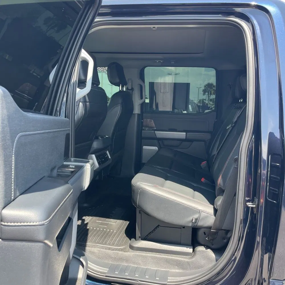 2023 Ford F-450 Super Duty Lariat