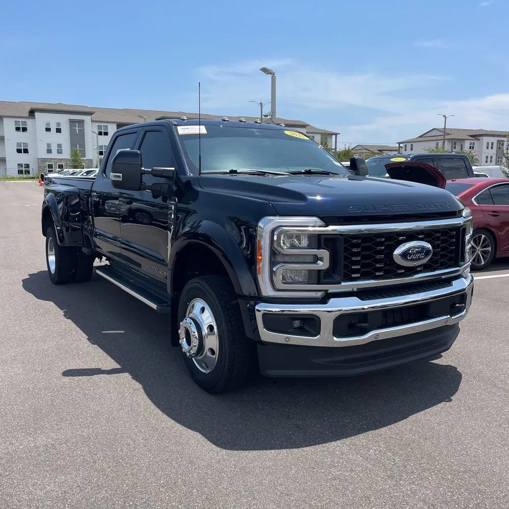 2023 Ford F-450 Super Duty Lariat