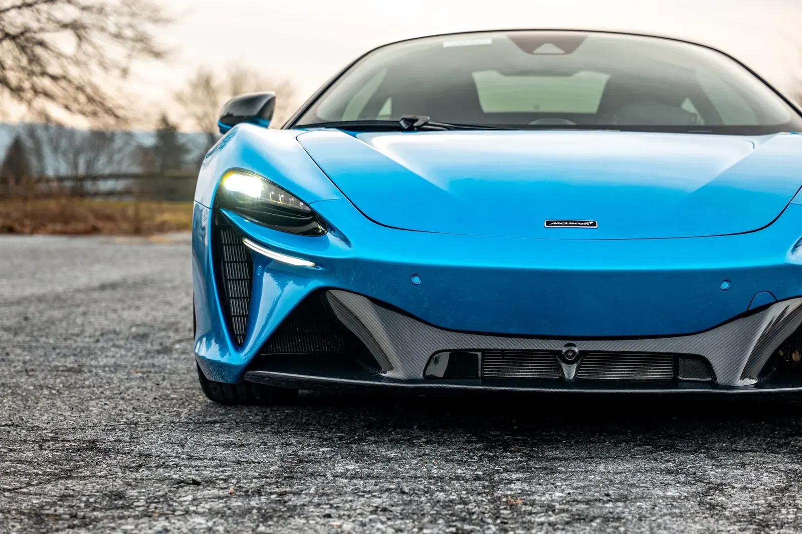 2023 McLaren Artura