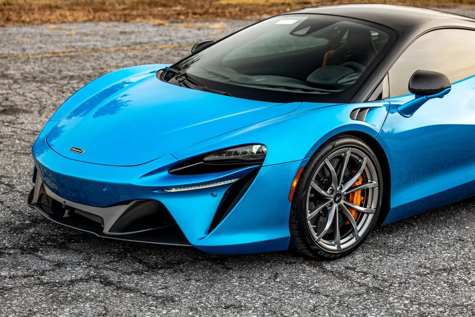 2023 McLaren Artura
